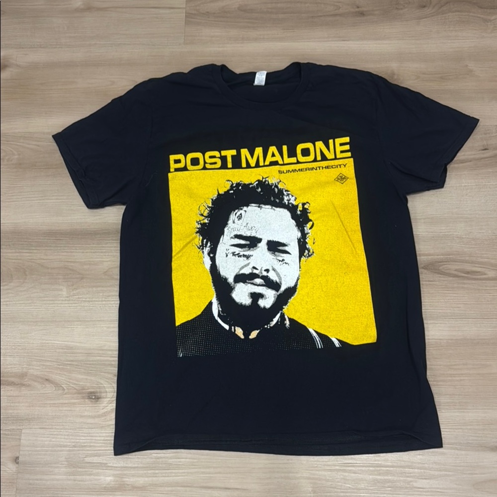 Men’s size Large 2019 Summer in the city’s Post Malone Black Graphic T-Shirt